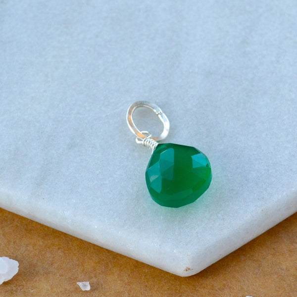 Stunna Green Onyx gemstone pendant necklace gemstone charm for charm bracelet necklace for charms for necklaces silver kelly green gem pendant