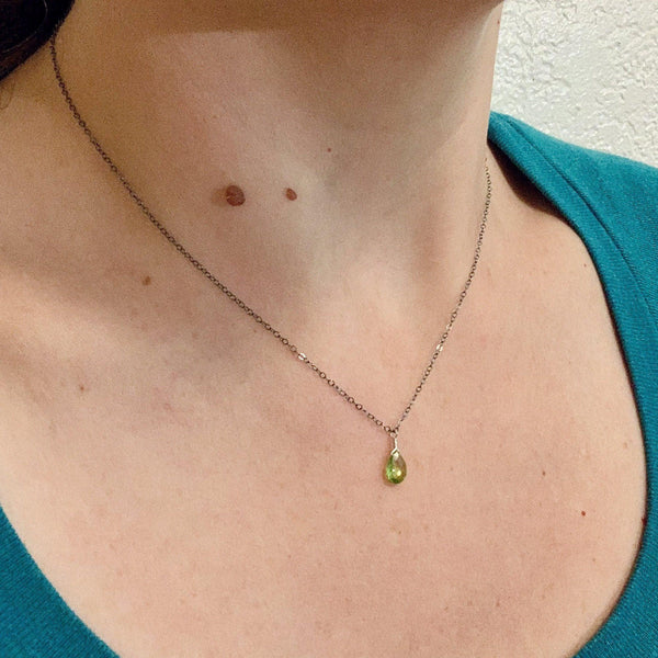Pomme Necklace: Apple Green Peridot Necklace Gemstone Pendant Sustainable Jewelry oxidized silver Necklace Handmade Gemstone Necklace with Stone