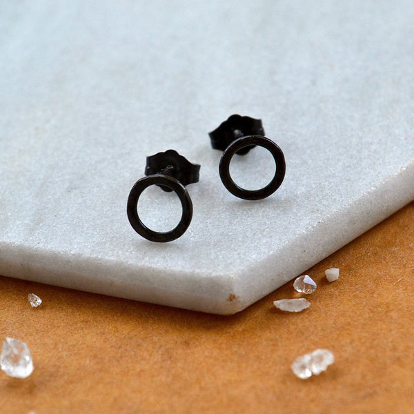 Shine stud earrings 7mm open circle post earring basic studs simeple post earring nickel free earrings black silver circle studs