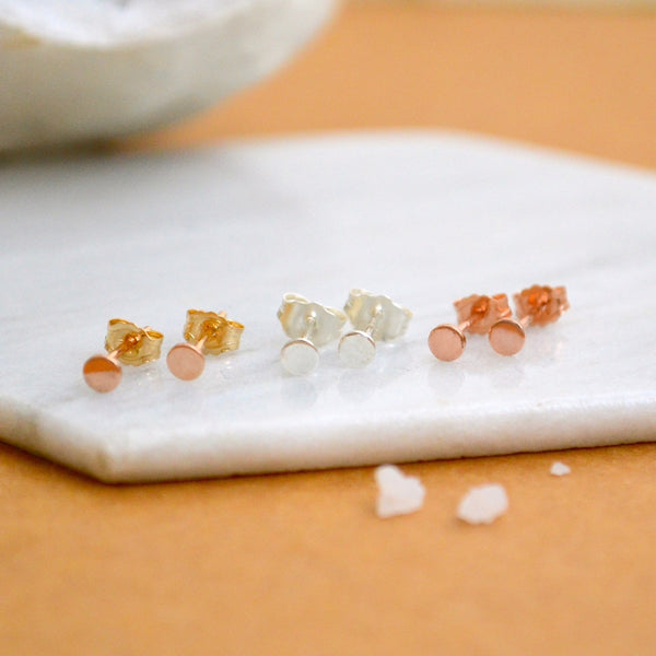 Simplicity Stud Earrings - minimalist dainty circle post earrings in gold, silver, or rose gold - Foamy Wader