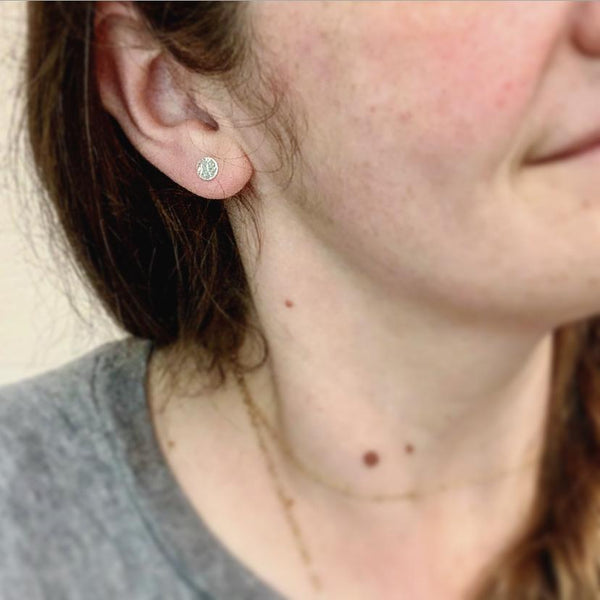 Speckle Stud Earrings - minimalist dappled circle post earrings in gold, silver, or rose gold - Foamy Wader