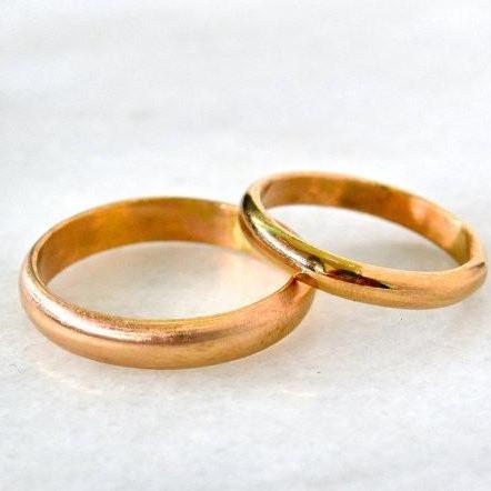 Custom Wedding Band or Set - initial deposit for custom made wedding rings - Foamy Wader