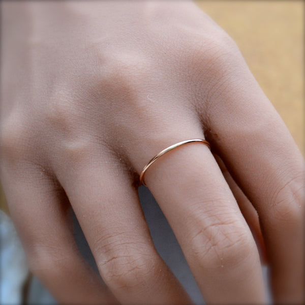 Eternity Ring - classic thin round stacking ring in precious metals - Foamy Wader