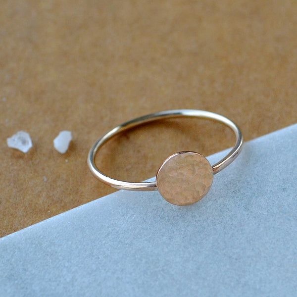 Speckle Ring - dappled circle stacking ring with round band