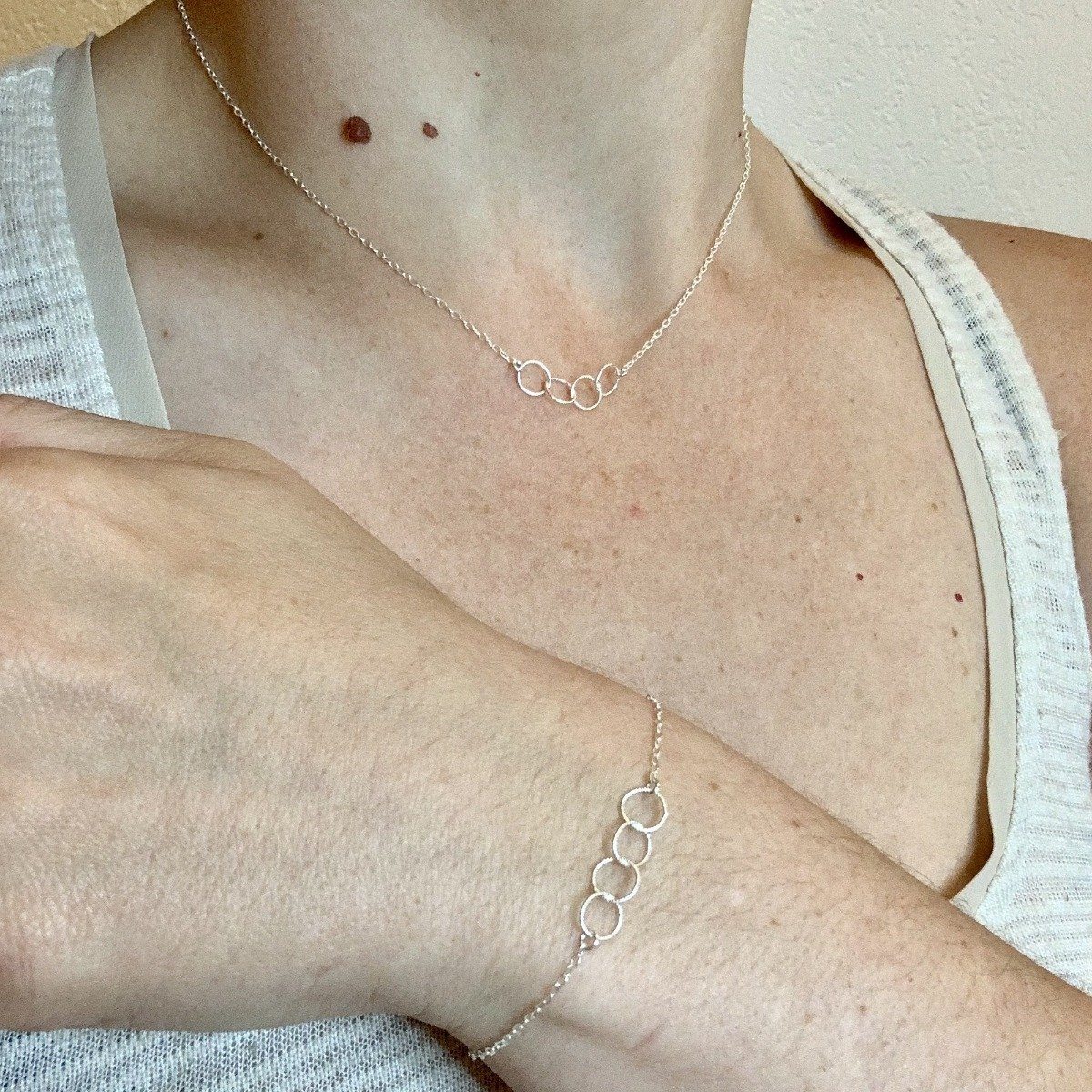 Quattro Bracelet handmade interlocking four circle chain