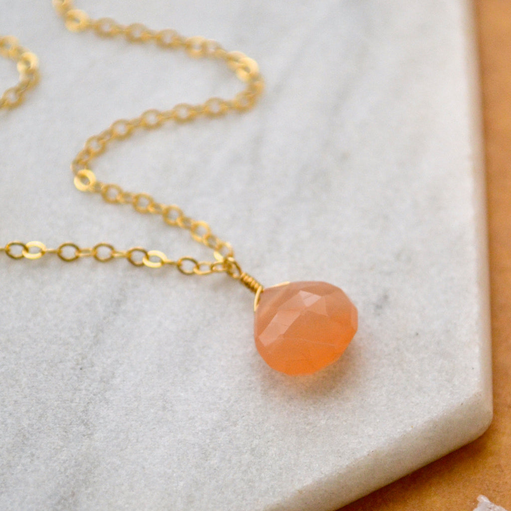 Dusk Necklace - peach moonstone gemstone solitaire necklace 14k gold –  Foamy Wader