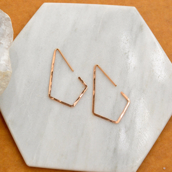 Dunes Hoop Earrings - 14K gold hammered kite diamond shape hoop earrings - Foamy Wader