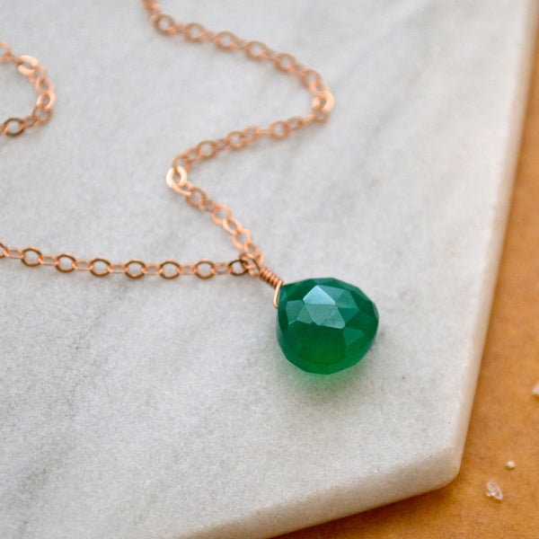 Stunna Necklace - emerald green onyx gemstone solitaire necklace - Foamy Wader